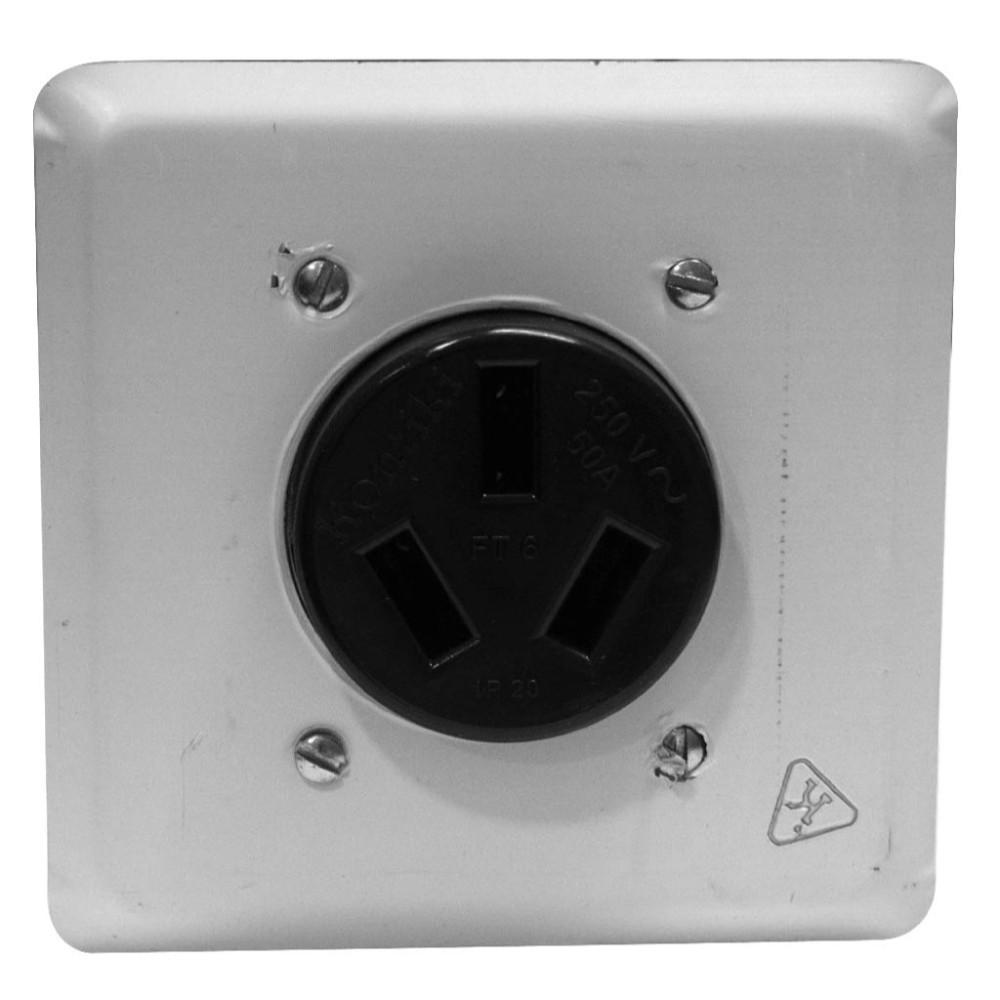TOMA 3X50 TRIFILAR INCRUSTAR KONTIKI (04872)
